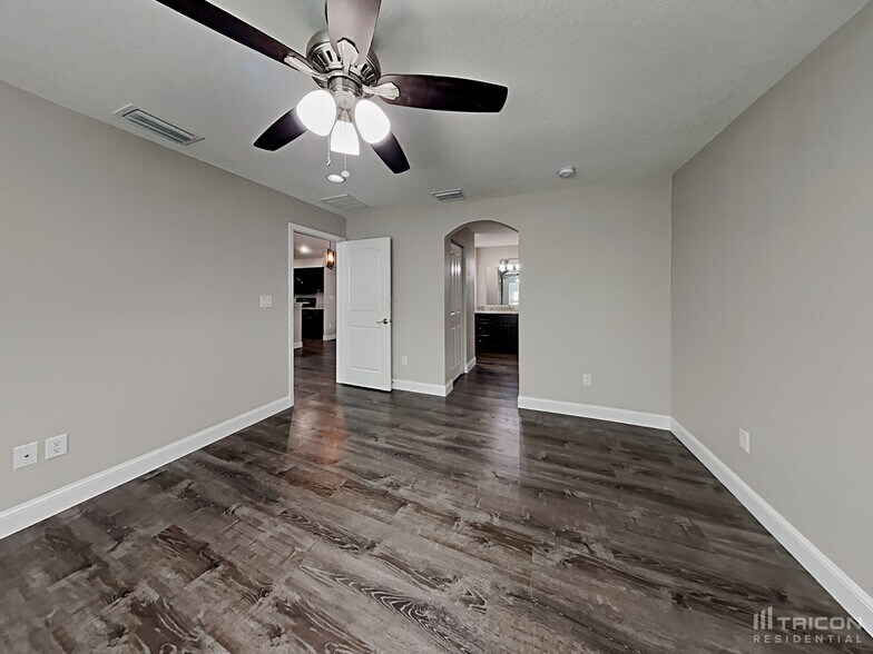 Building Photo - 11523 Exmore St
