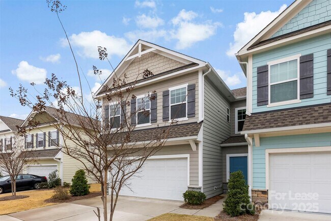 Building Photo - 8562 River Ridge Dr