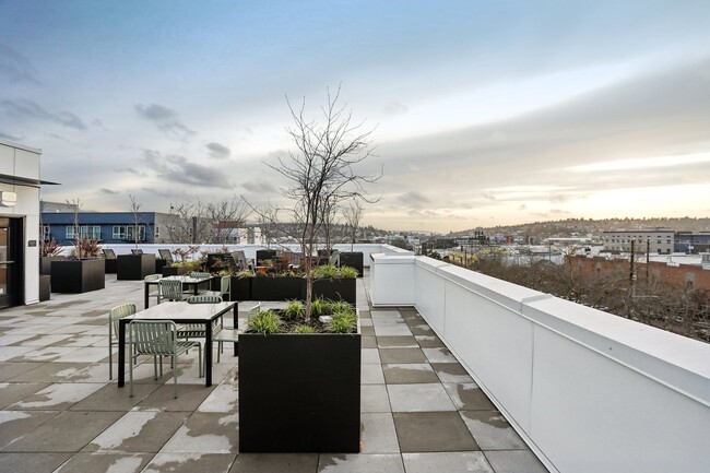 Interior Photo - Carrick