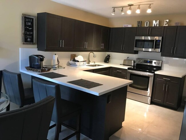 Building Photo - 22759 Mandeville Pl