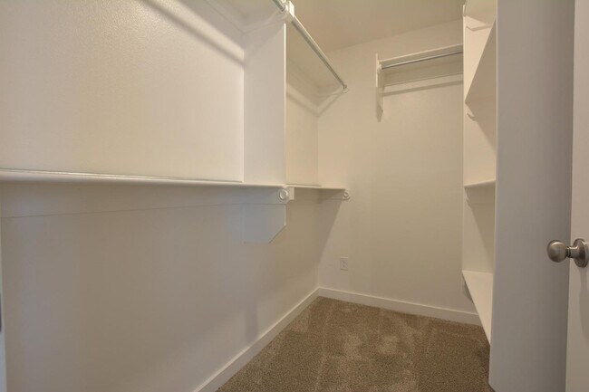 Building Photo - 1606 136th St
