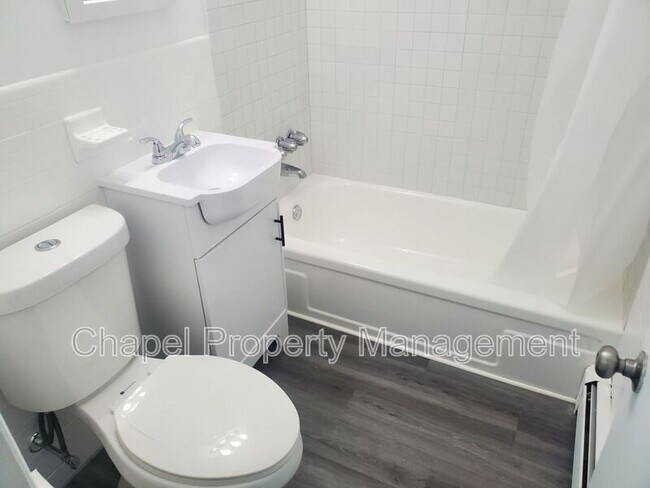 Building Photo - 1143 E Sydney St