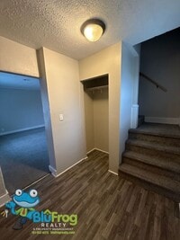 Building Photo - 202 House