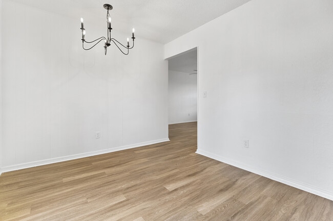 Building Photo - 753 NW 1st St