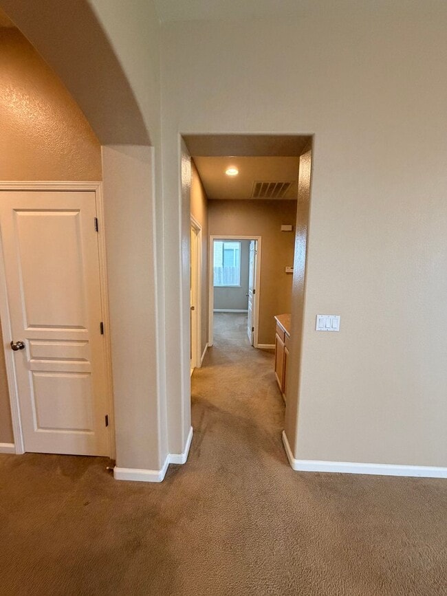 Building Photo - 1146 Oatgrass Way