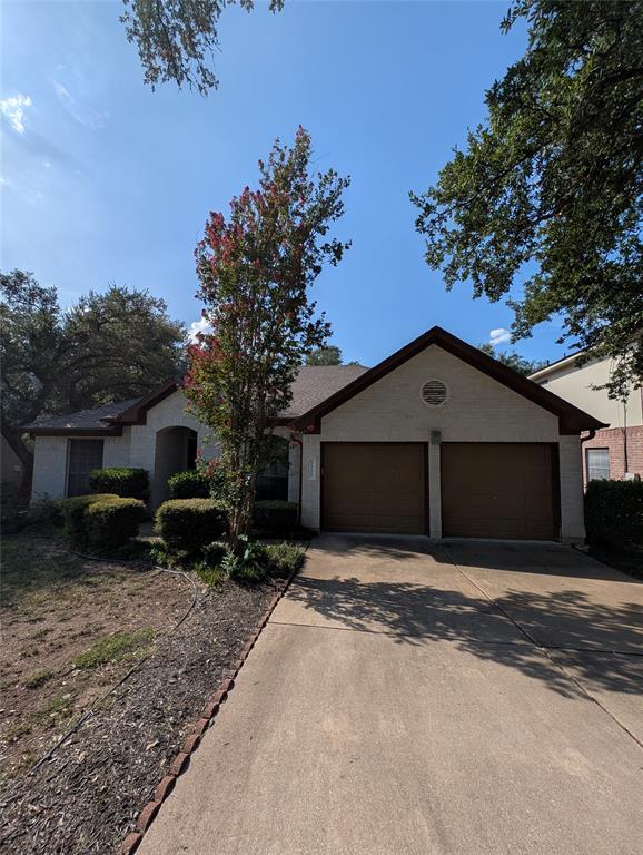 Building Photo - 1325 Roadrunner Dr