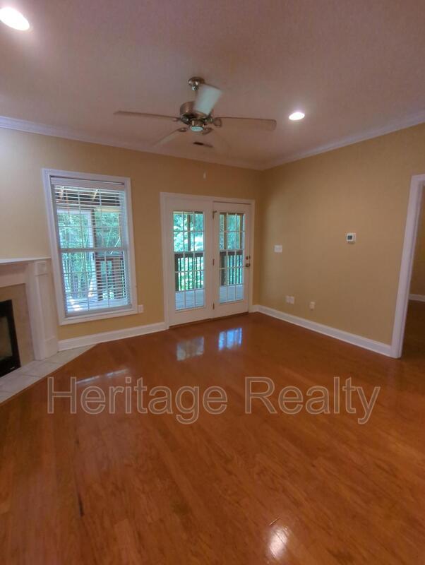 Building Photo - 655 Yorkland Way