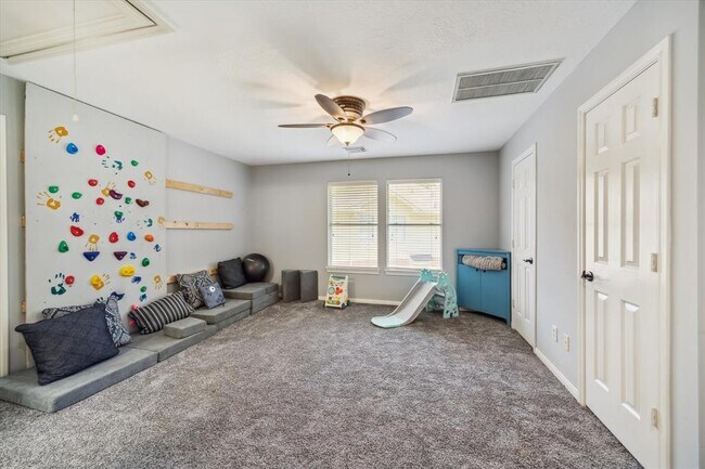 Building Photo - 20611 Carmine Oak Ct