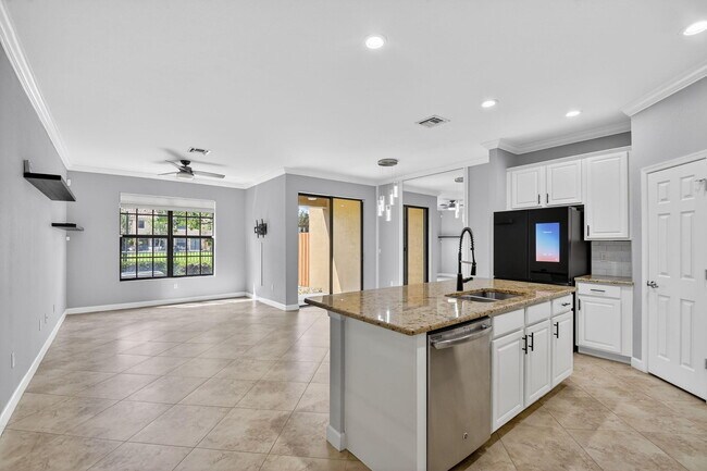 Building Photo - 10457 Wellington Parc Dr