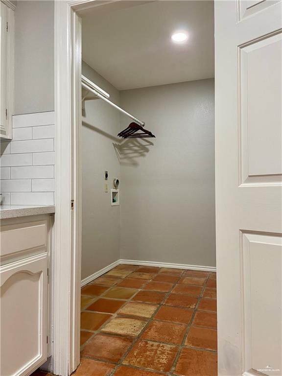 Building Photo - 2115 Ichabod Ln