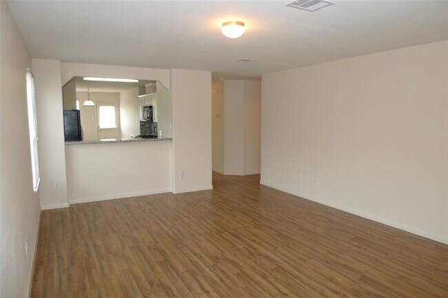 Building Photo - 1127 Desert Oasis Ln