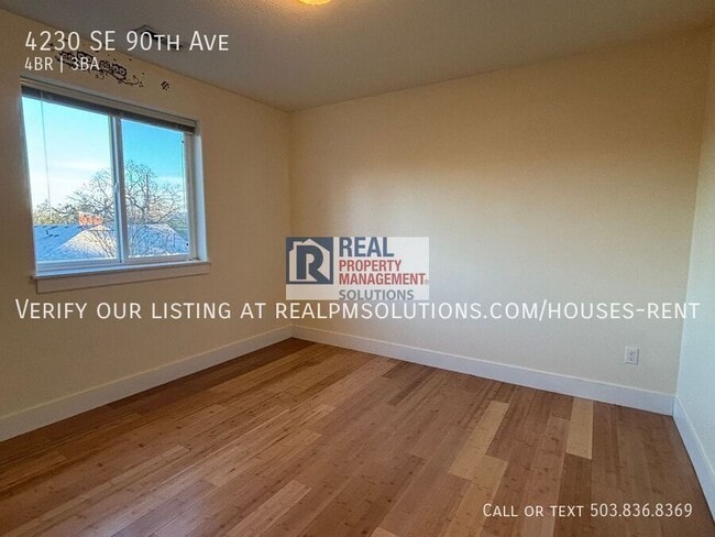 Building Photo - 4230 SE 90th Ave