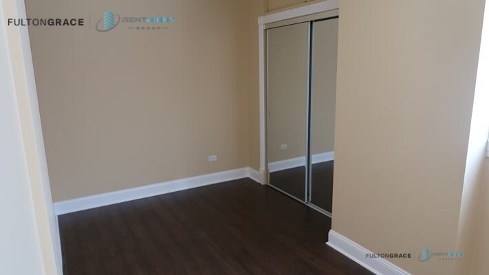 Building Photo - 1357 N Ashland Ave