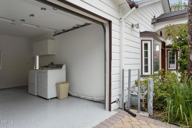 Building Photo - 5116 Dahlia Dr