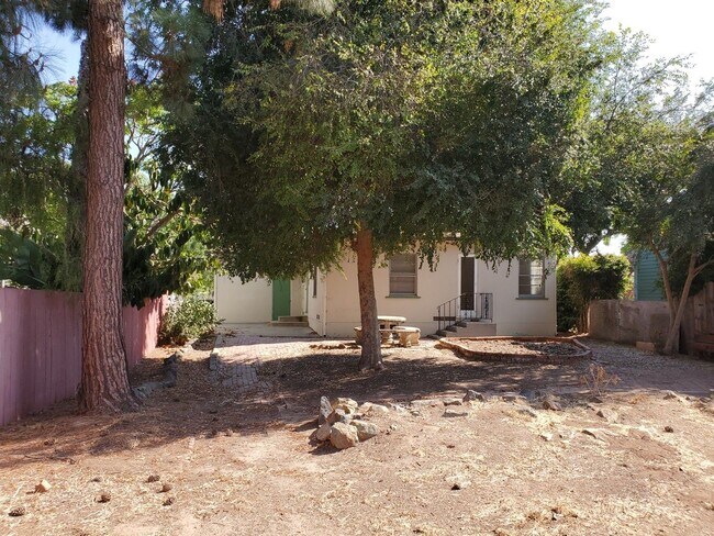 Building Photo - Room for rent with a charming Normal Heights house with garage and large yard.