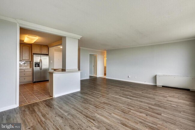 Building Photo - 11801 Rockville Pike