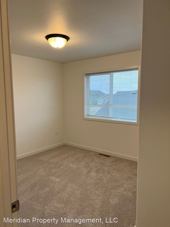 Building Photo - 4 br, 2 bath House - 5551 Lori Lane W