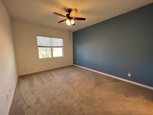 Building Photo - 55+ community in Four Seasons of Orlando 2 bedroom, 2 bathroom, with a 2 stall attached garage on...