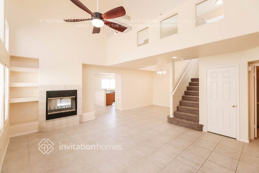 Building Photo - 250 W Juniper Ave