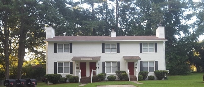 Primary Photo - 506 Ridgecrest Rd