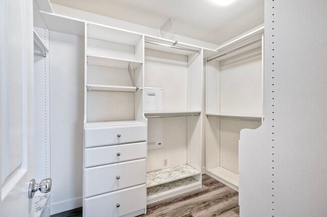 Building Photo - 3184 Toopal Dr