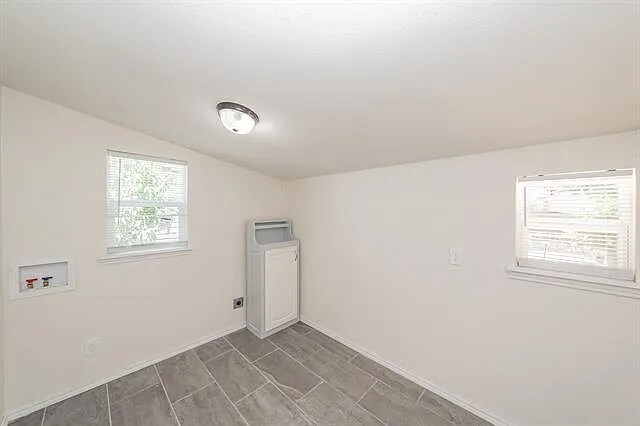Building Photo - 193 Bass Rd