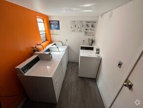 Building Photo - 226 South Serrano