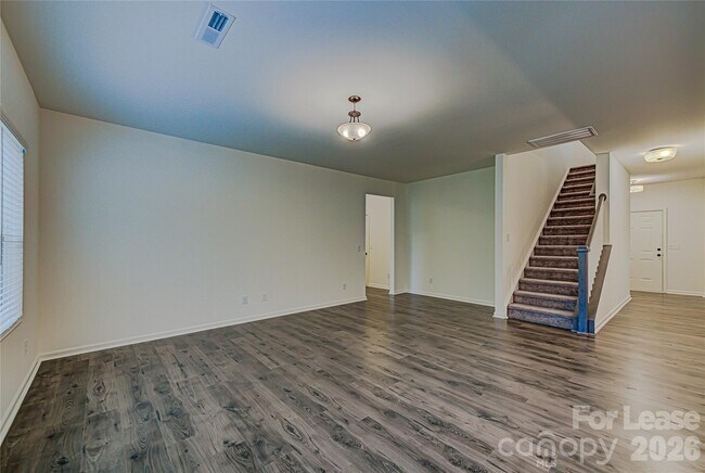 Building Photo - 4020 Beacon Ave