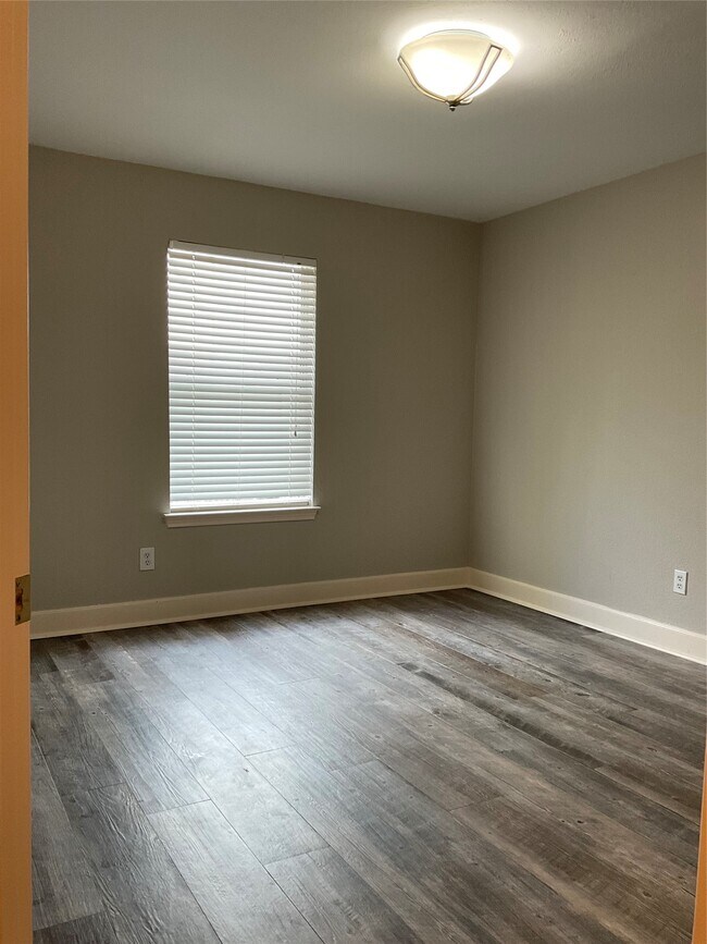 Building Photo - 21903 Grand Brook Ln