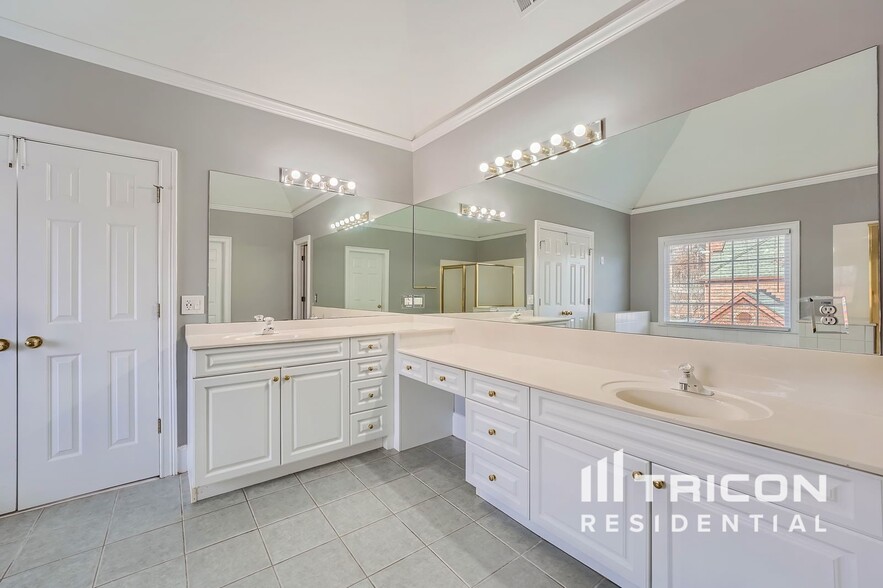 Building Photo - 1795 Millside Terrace