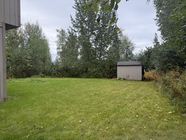 Building Photo - 7140 W Sandvik Dr