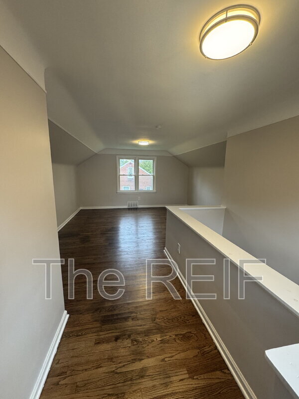 Building Photo - 11741 Penrod St