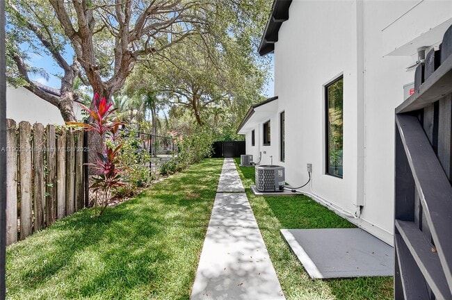 Building Photo - 7865 SW 183rd Terrace