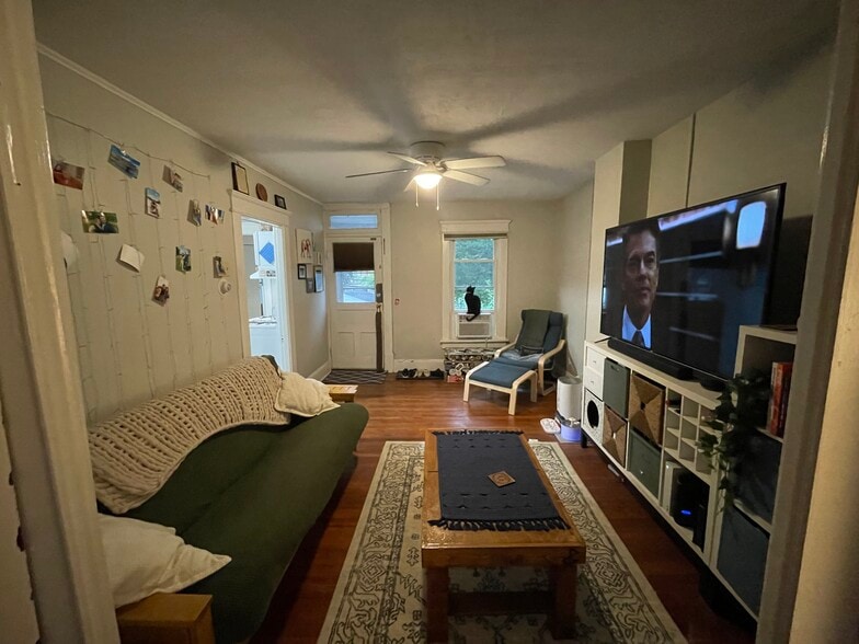 Building Photo - 1157 Michigan Ave