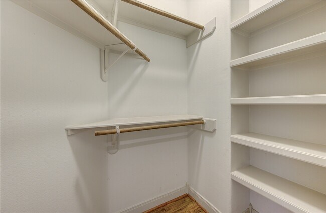 Building Photo - 1706 McDonald St