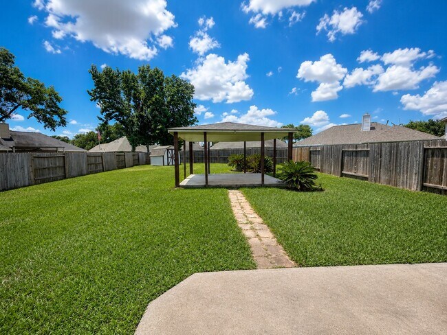 Building Photo - 20410 Nelva Park Ct