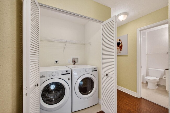 Building Photo - 59 SE Palermo