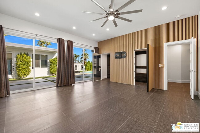 Building Photo - 73552 Feather Trail