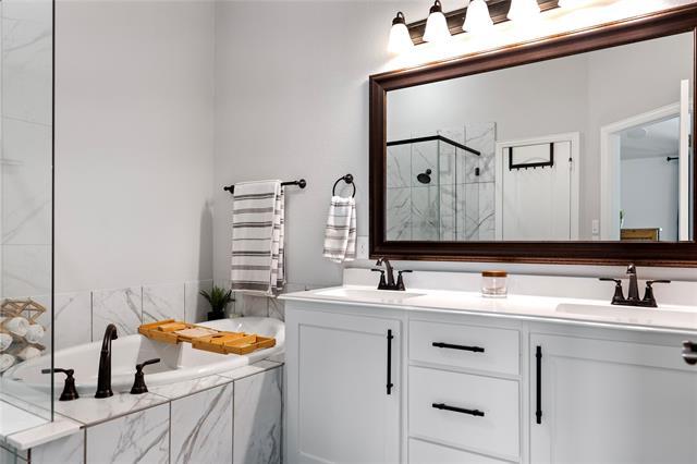 Building Photo - 541 Marigold Dr