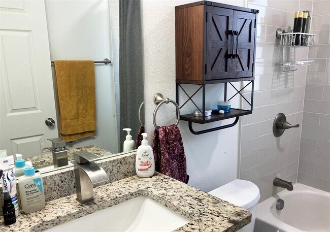 Building Photo - 2101 Queensboro Ave S