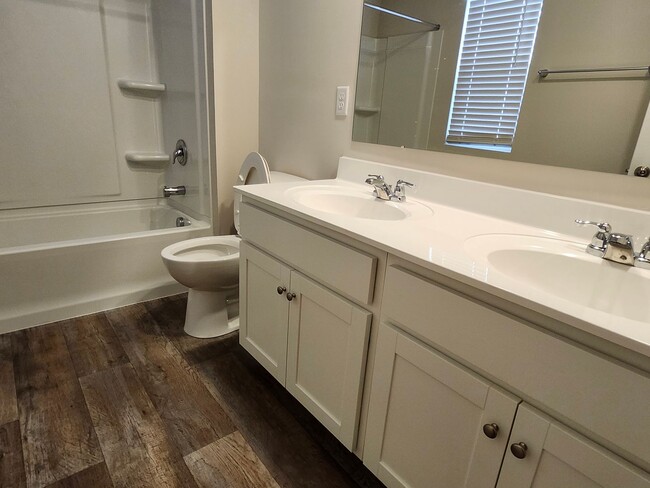 Building Photo - Single Family 4 BR, 2.5 Bath Rental in Broadway, Only 2 Years Old, Available in January 2026