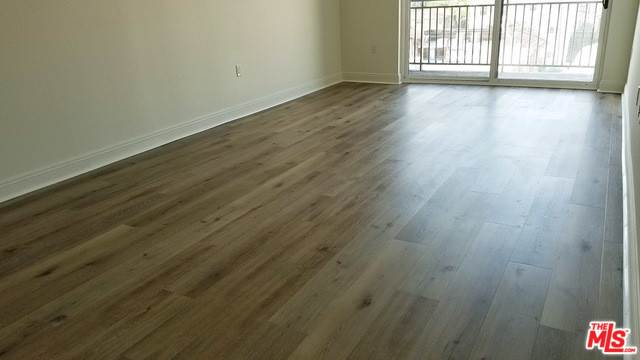 Building Photo - 345 S Gramercy Pl