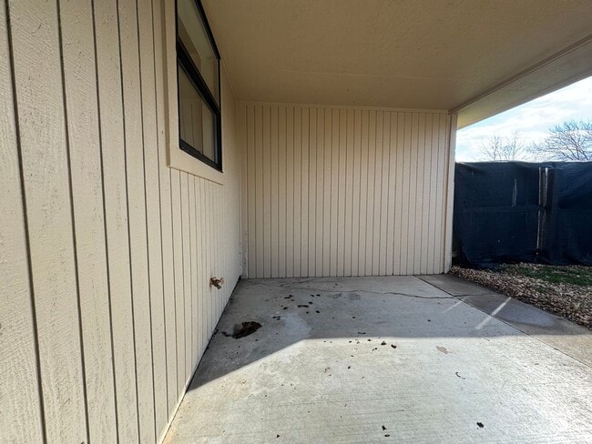 Building Photo - ***1802 S. 14th Place***