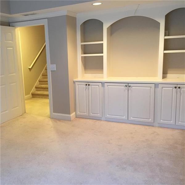 Building Photo - 1095 Richmond Glen Cir
