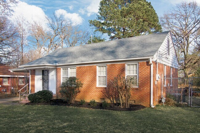 Building Photo - Newly Renovated 3BR/1B home in Whitehaven