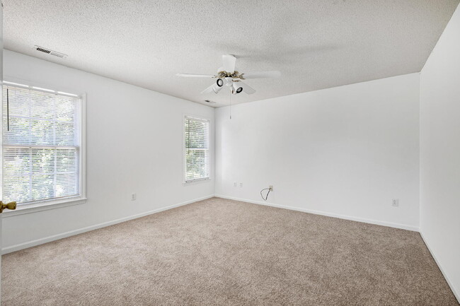 Building Photo - 707 Southshore Pkwy
