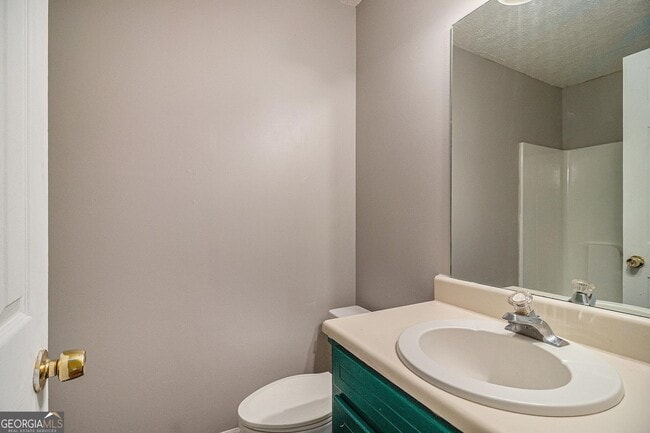 Building Photo - 5913 Summerglen Ln