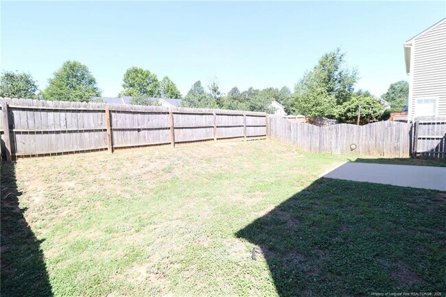 Building Photo - 5112 Mabe Dr
