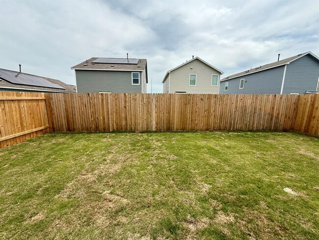 Building Photo - 214 Kyanite Dr