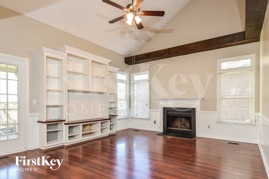 Building Photo - 5102 Birnamwood Trail